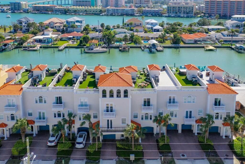 Casa de Férias Clearwater Penthouse 5 Min Walk Heated Pool Clearwater Beach